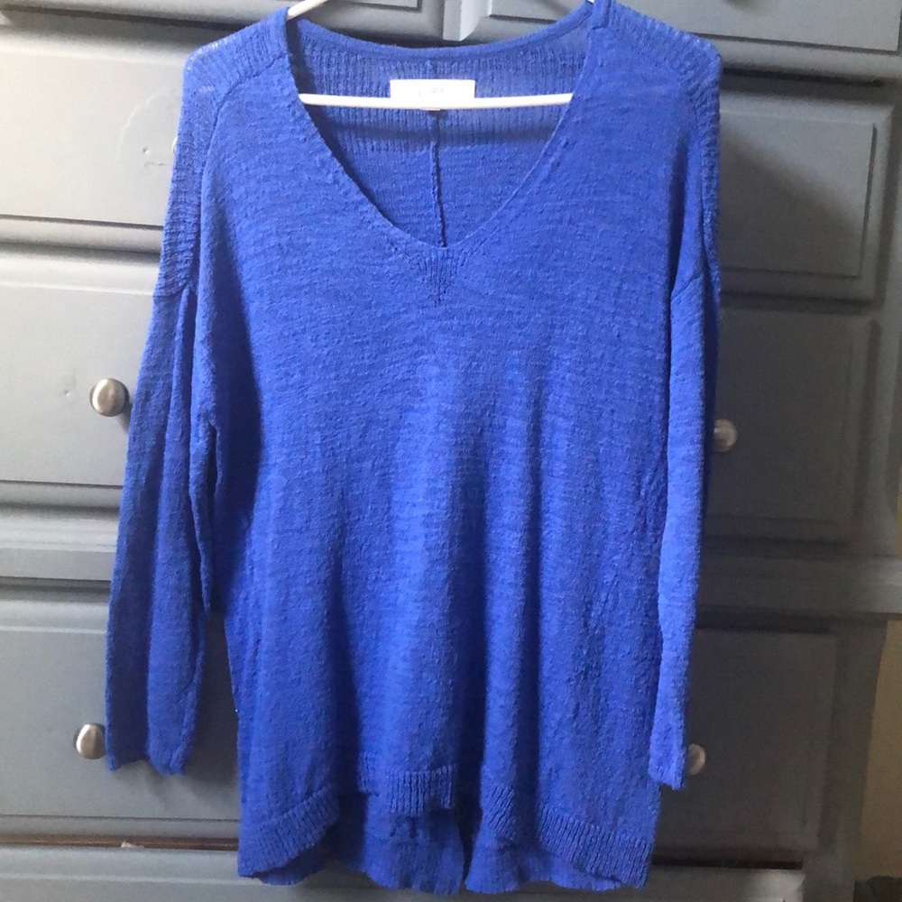 Light pullover sweater